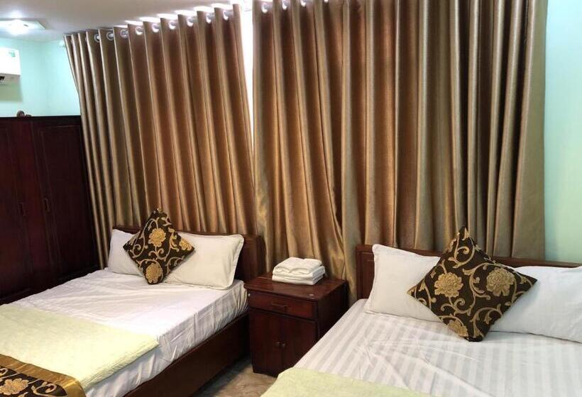 اتاق استاندارد با چشم‌انداز کوهستان, Green Mountain Hostel