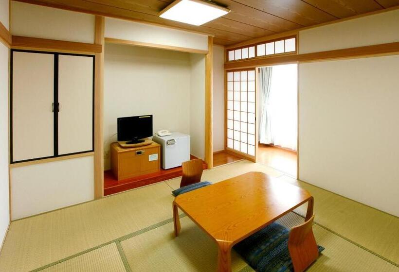 Четырехместный Номер Стандарт, Beppu Housensou