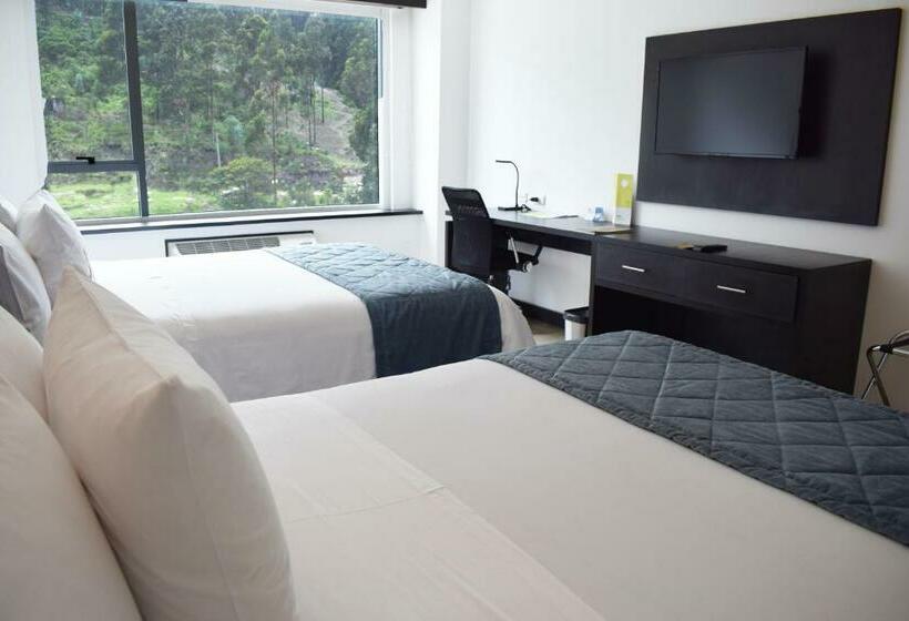 Номер Стандарт 2 Двуспальные Кровати, Four Points By Sheraton Cuenca
