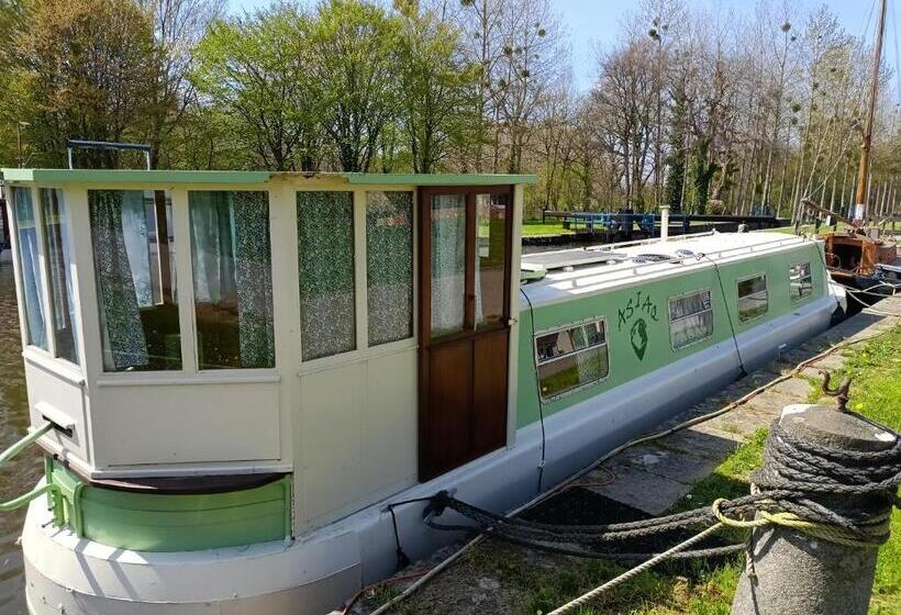 Номер Стандарт, Ille Flottante, Maison éclusière Et Hébergements Insolites Sur Le Canal