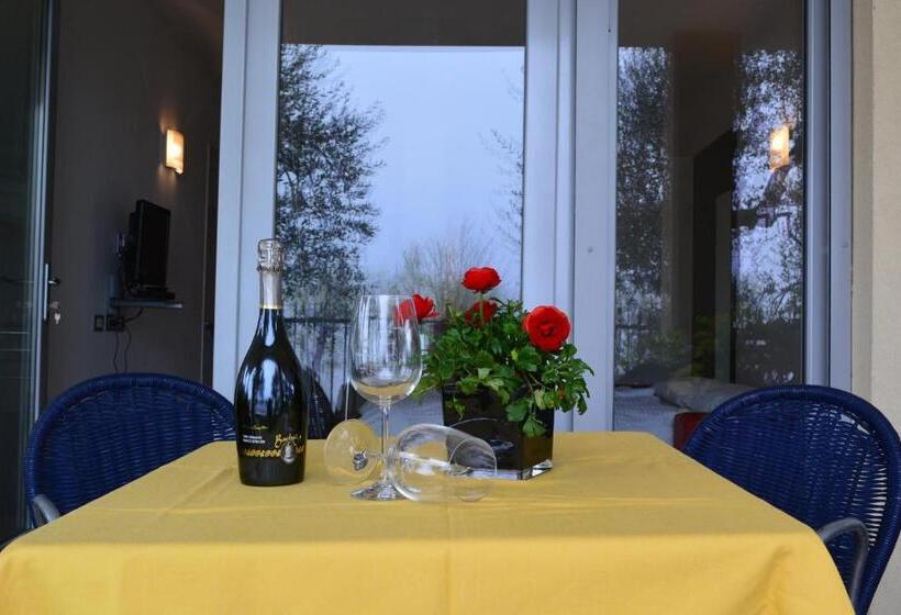 Студия Стандарт, Villa Treccani Apartments