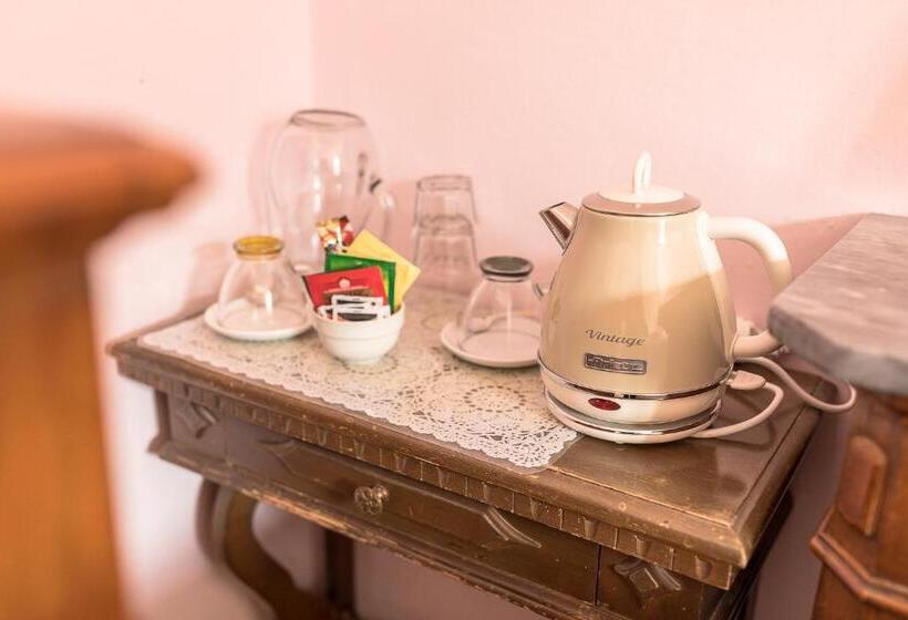 Номер Стандарт с Балконом, Albergo Diffuso Ca' Spiga