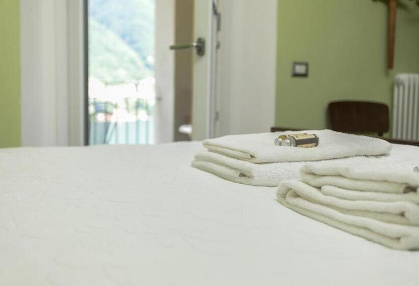 Номер Стандарт с Балконом, Albergo Diffuso Ca' Spiga