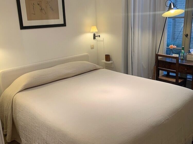 اتاق عادی, Boetiekhotel Hemelhuys