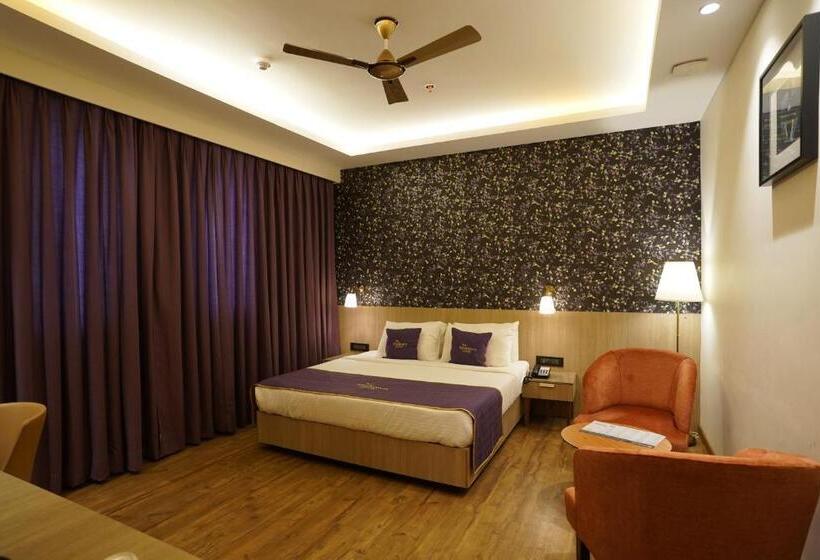 Номер Economy, Midtown Grand