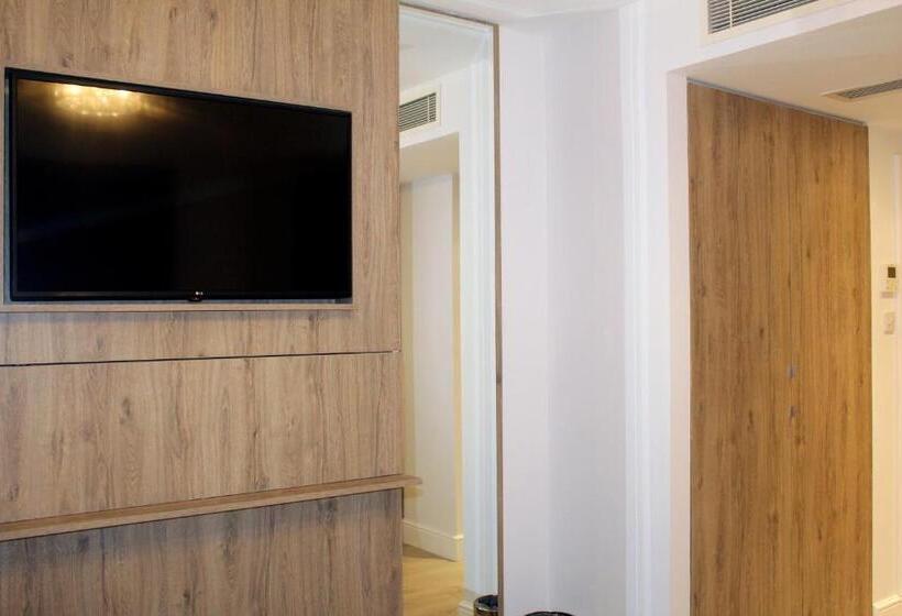 Standard Studio, 1 Craven Hill Gardens