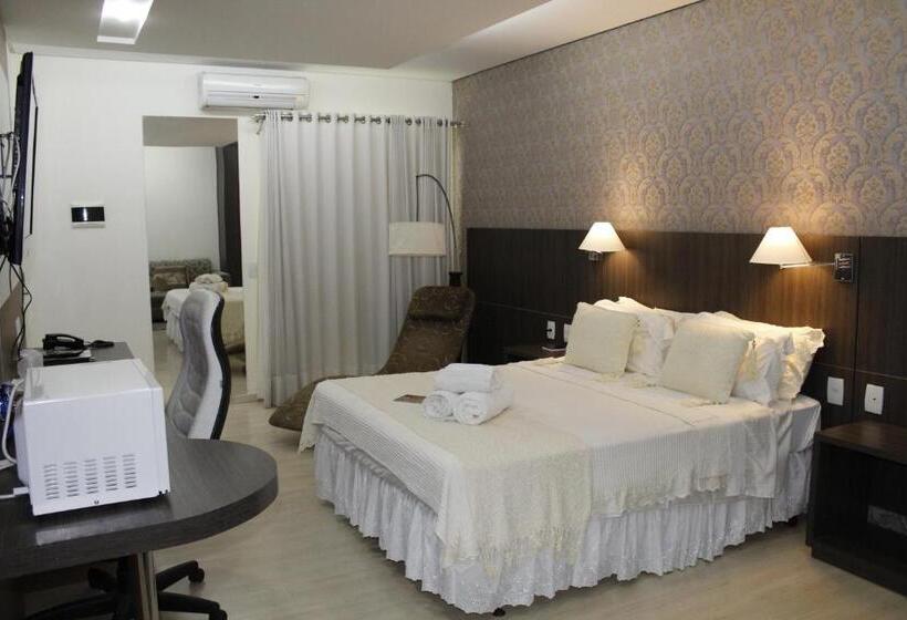 디럭스 스위트, Gontijo Inn