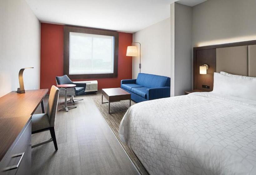 带大床的套房, Holiday Inn Express & Suites Lubbock Central   Univ Area, An Ihg
