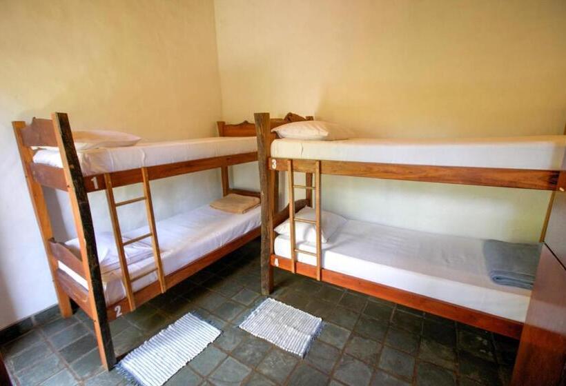 Кровать в Общей Комнате, Pousada E Hostel Pé No Mato
