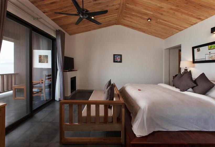 اتاق لوکس با چشم‌انداز دریاچه, Vedana Lagoon Resort & Spa