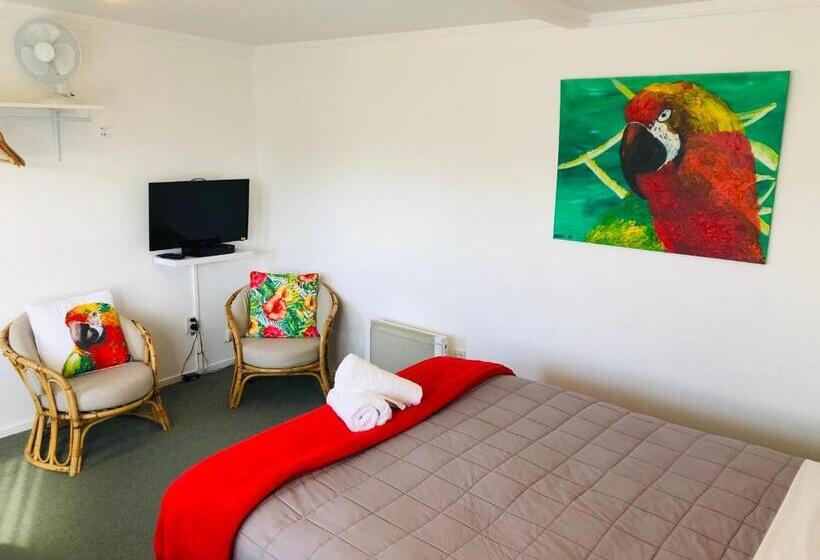 패밀리 방갈로, Waiheke Island Motel