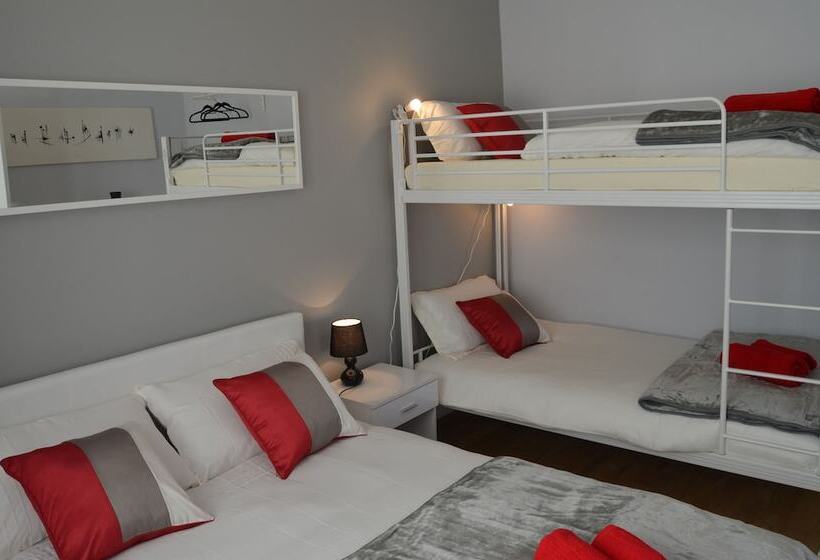 Standard 4 Pers. Værelse, Old Trafford Guest House