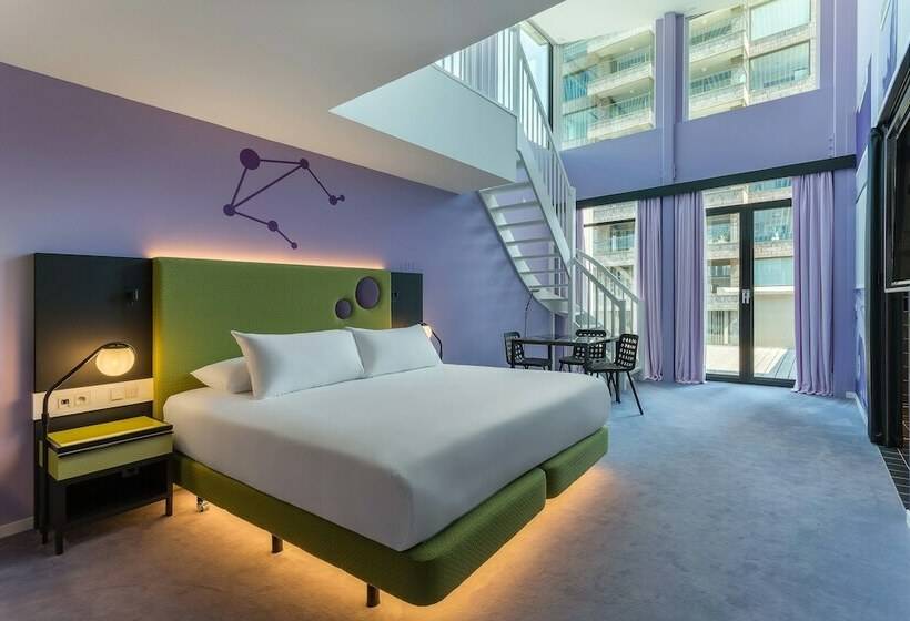패밀리 룸, Room Mate Bruno