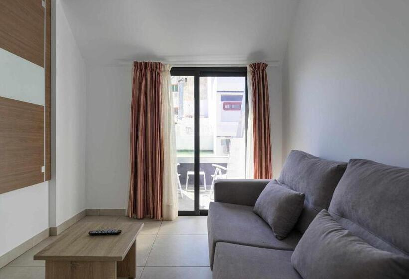 3 Bedroom Duplex Apartment, Canteras Suites