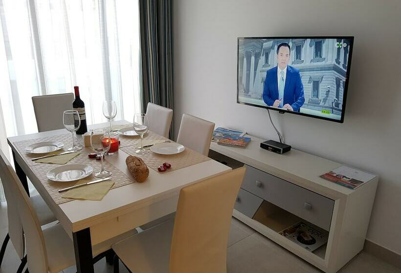 デュプレックス２ベッドルームアパート, Canteras Suites