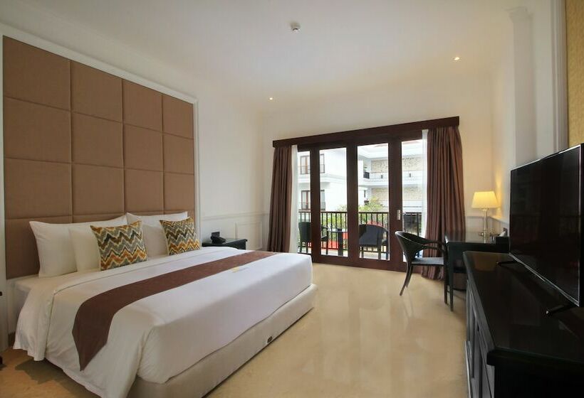 Номер Deluxe Вид на Бассейн, Grand Palace Hotel Sanur   Bali