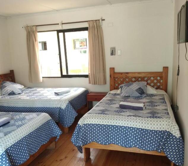 Номер Стандарт Трехместный, Hostal Michel
