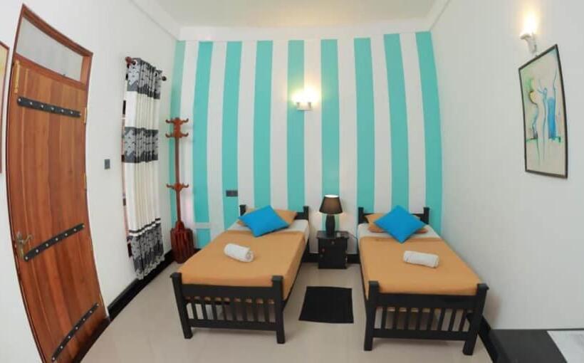 Номер Deluxe, Nilambara Lake View