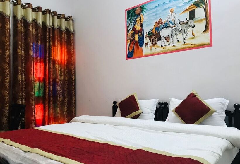 اتاق لوکس, Green Haveli   A Heritage And Hill View Hotel , Pushkar