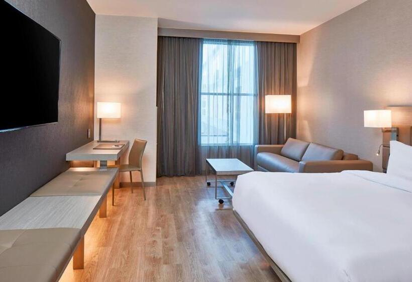 اتاق لوکس با تخت بزرگ, AC Hotel Nashville Downtown