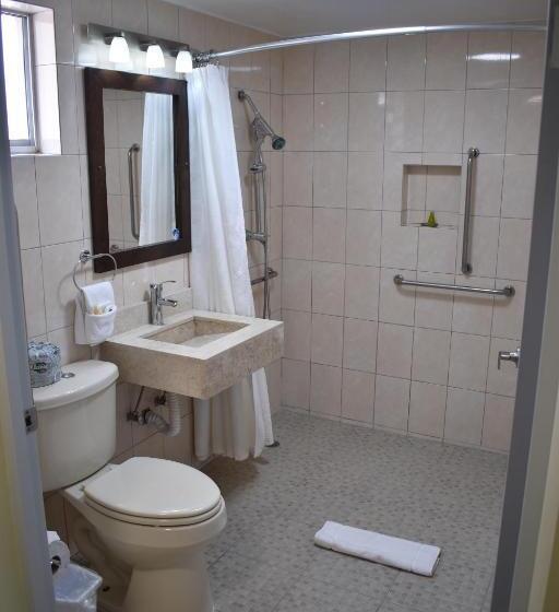 适合残疾人使用的标准间, El Camino Hotel & Suites