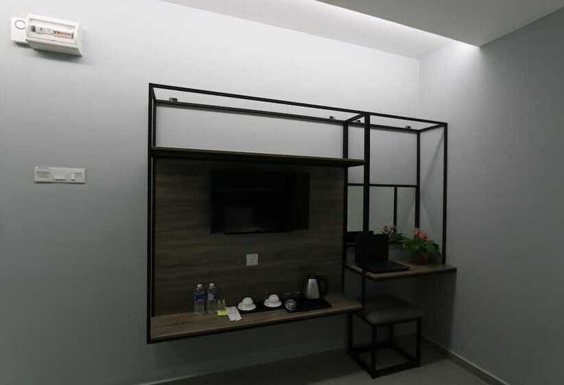 اتاق لوکس خانوادگی, 99 Sri Petaling