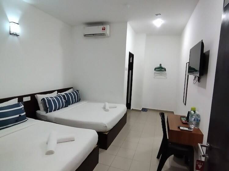 اتاق استاندارد چهار تخته, Sp Central