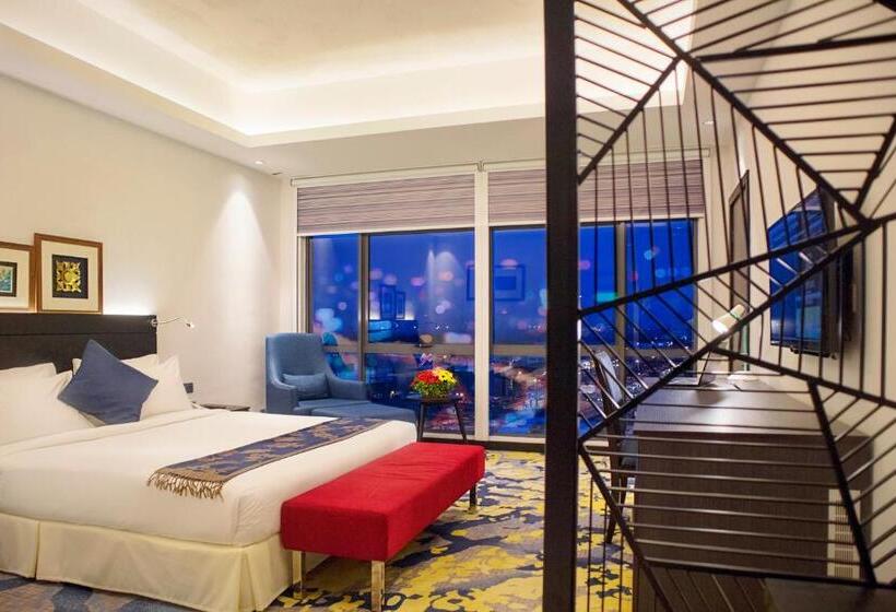 Люкс, Bespoke Hotel Puchong