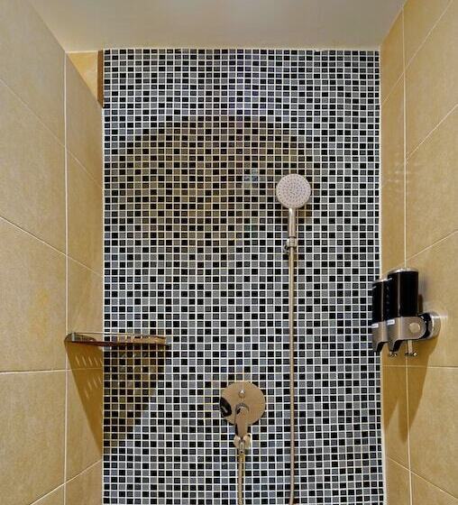 Люкс, Bespoke Hotel Puchong