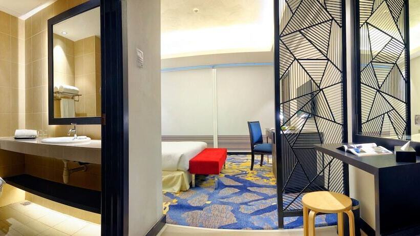 Люкс, Bespoke Hotel Puchong