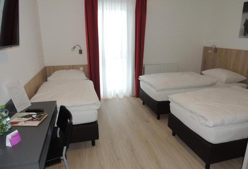 トリプルクラシックルーム, Avia Motel Bisamberg