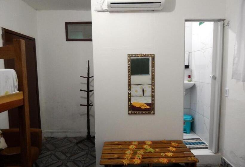 Четырехместный Номер Стандарт, Praia Hostel