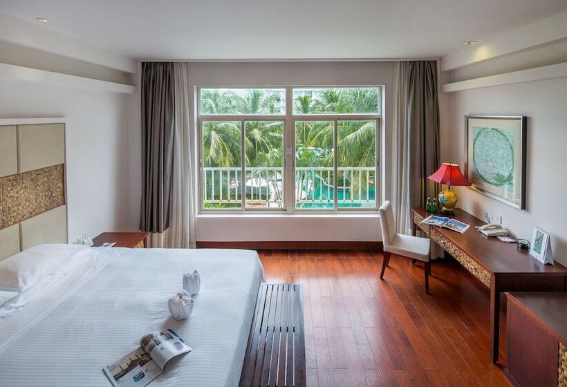 Номер Deluxe Вид на Бассейн, Huayu Resort & Spa Yalong Bay Sanya