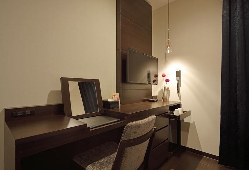 스탠다드 룸, Red Roof Inn & Suites Osaka Namba Nipponbashi