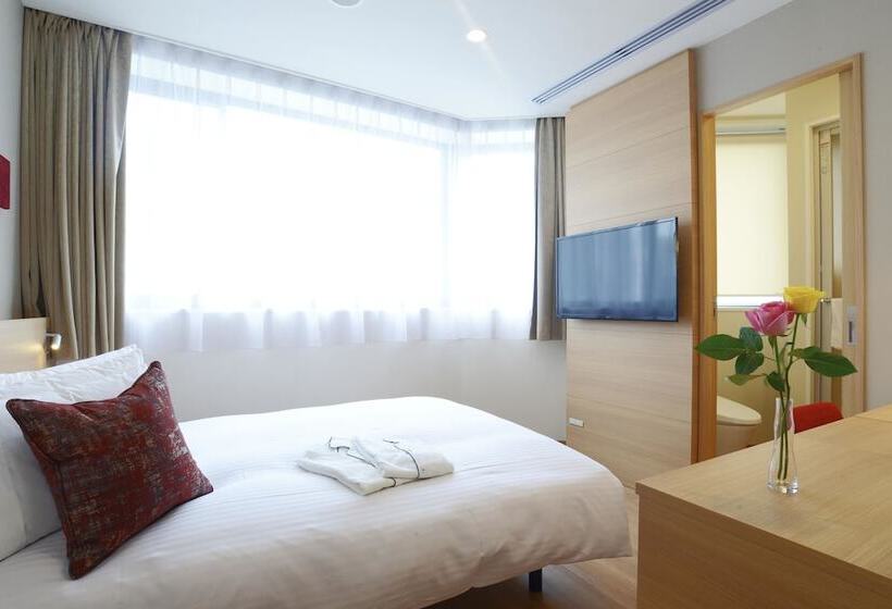 Номер Superior, Red Roof Inn & Suites Osaka Namba Nipponbashi