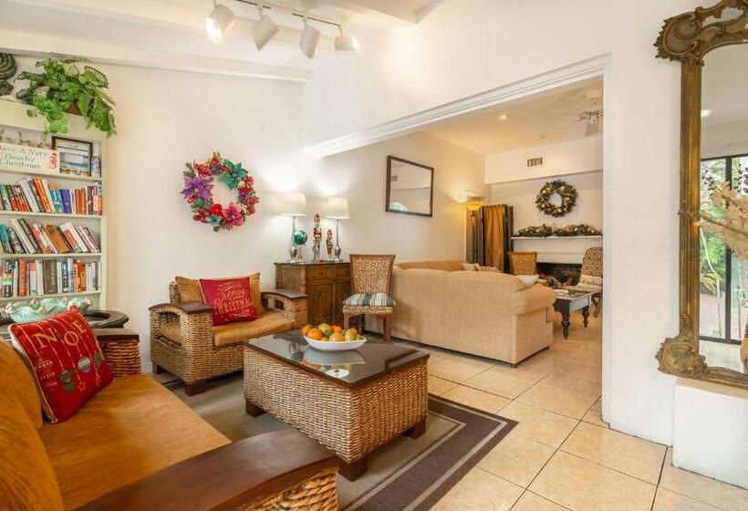 דירת חדר דלוקס, Suite Dreams Inn By The Beach