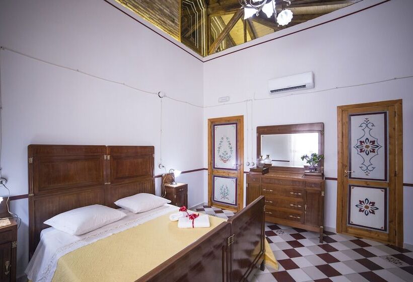 اتاق استاندارد چهار تخته, Villa Teresa