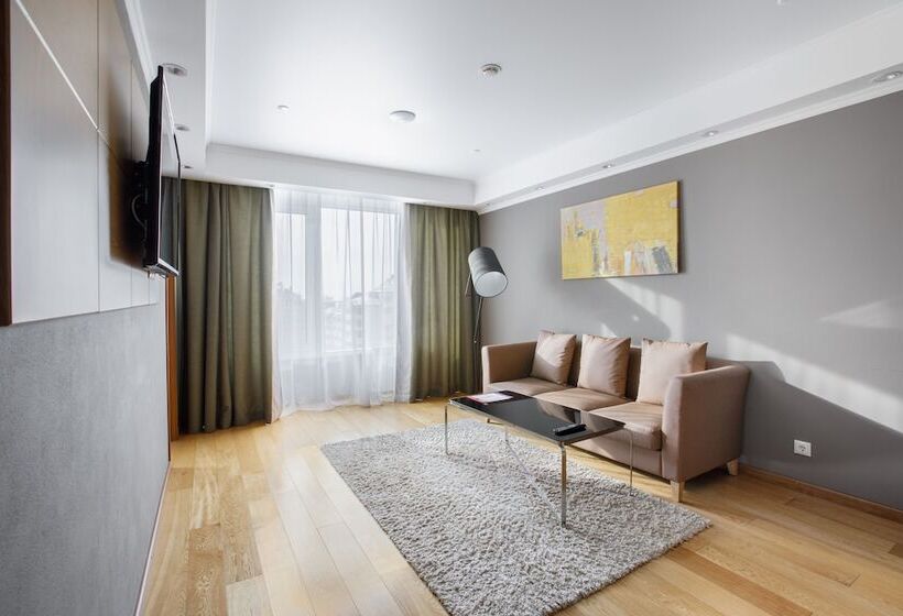 스위트, Azimut City Hotel Khabarovsk