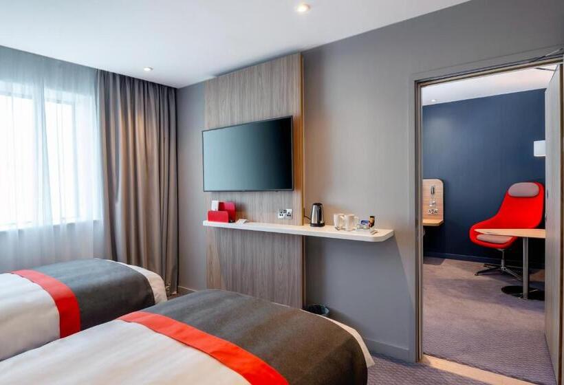 Номер Стандарт, Holiday Inn Express   London Heathrow T4, An Ihg