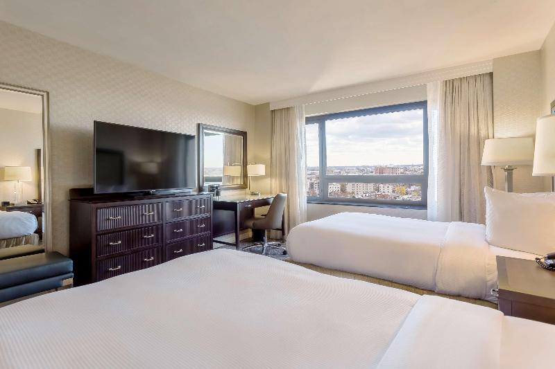 Номер Стандарт Адаптированный для Инвалидов, Holiday Inn Express   London Heathrow T4, An Ihg