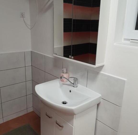 Апартаменты 1 Спальня с Террасой, Penzion U Pavla