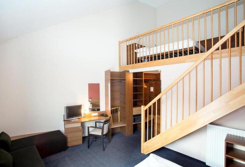 Четырехместный Номер Стандарт, Club Hotel Am Kreischberg