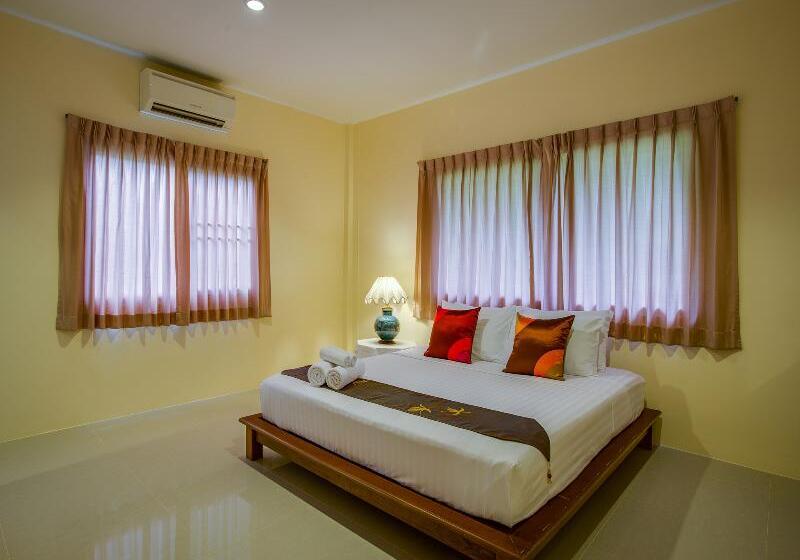 Вилла 3 Спальни с Бассейном, Fisherman Way Beach Villa