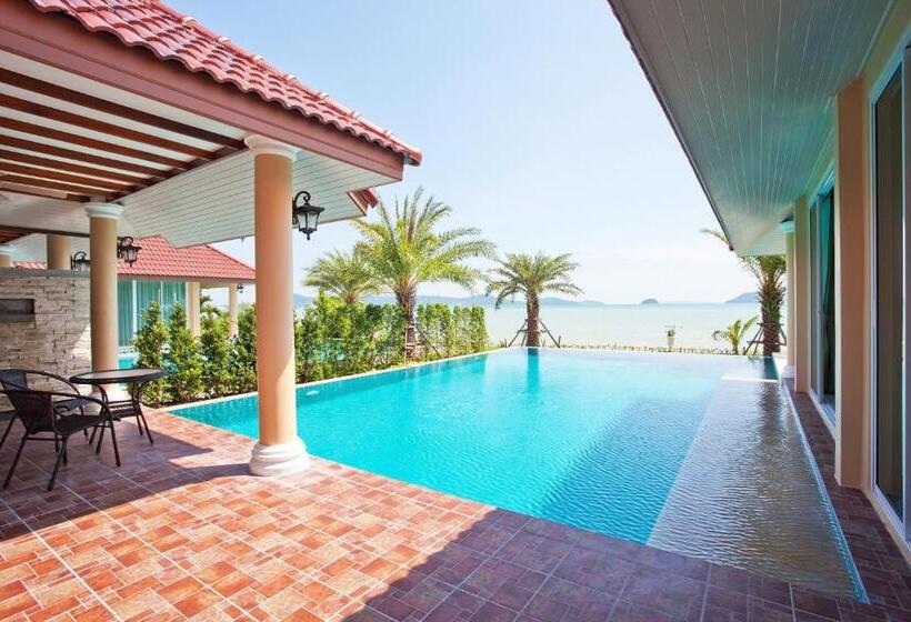 Вилла 3 Спальни с Бассейном, Fisherman Way Beach Villa