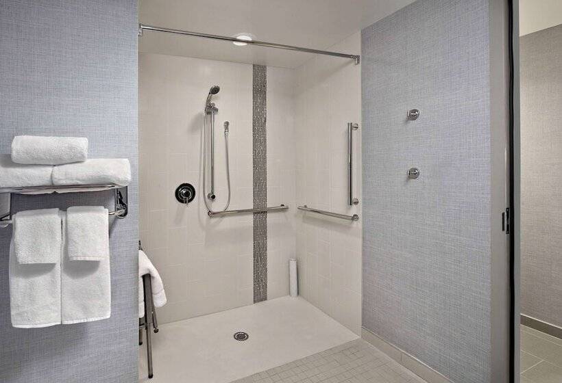 适合残疾人士使用的套间, Hyatt Place Warwick/providence Airport