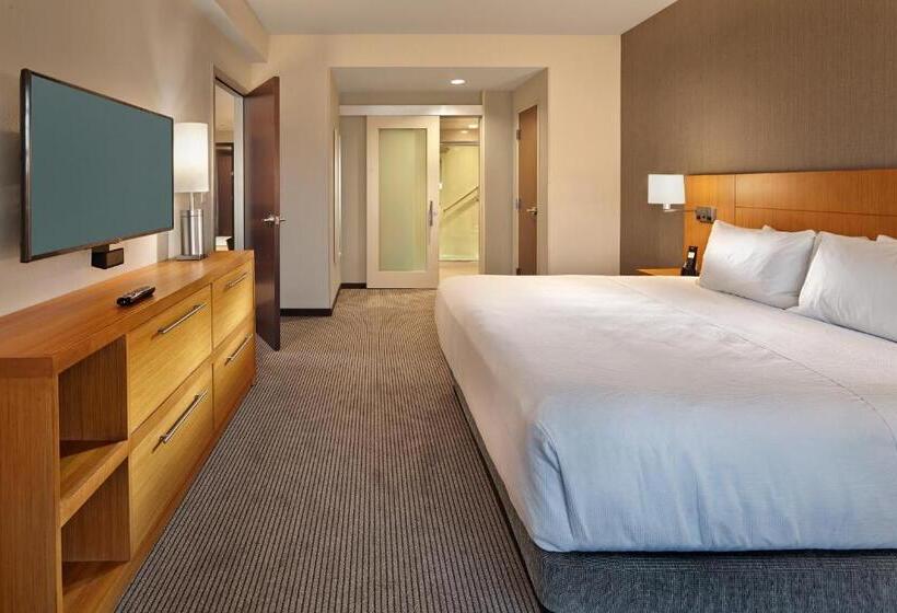 带大床的套房, Hyatt Place Warwick/providence Airport