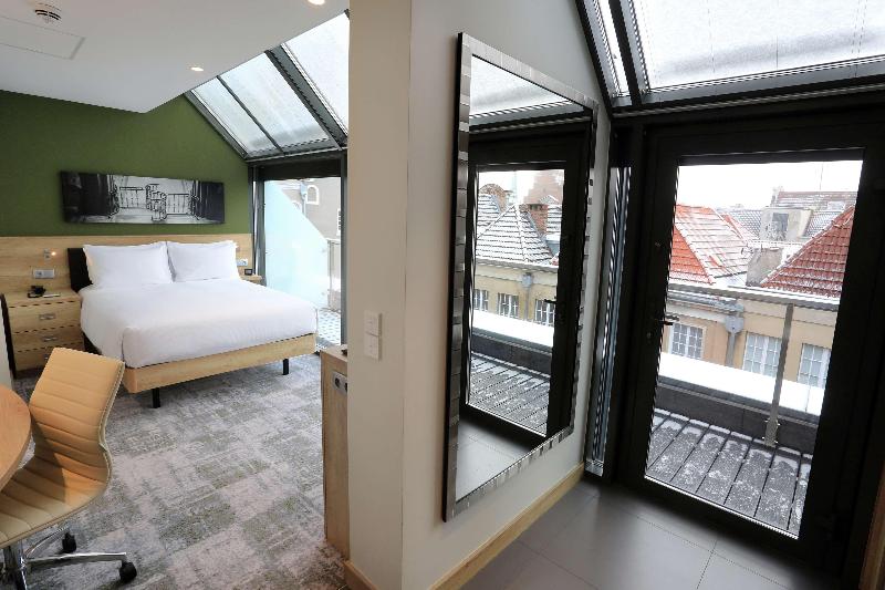 اتاق استاندارد با بالکن, Hampton By Hilton Gdansk Old Town