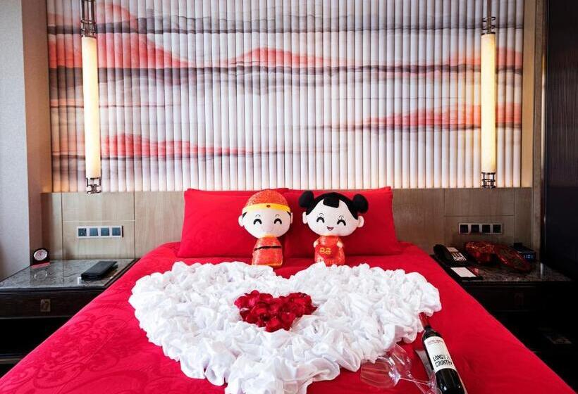 اتاق استاندارد با تخت بزرگ, Hualuxe Wuhu, An Ihg