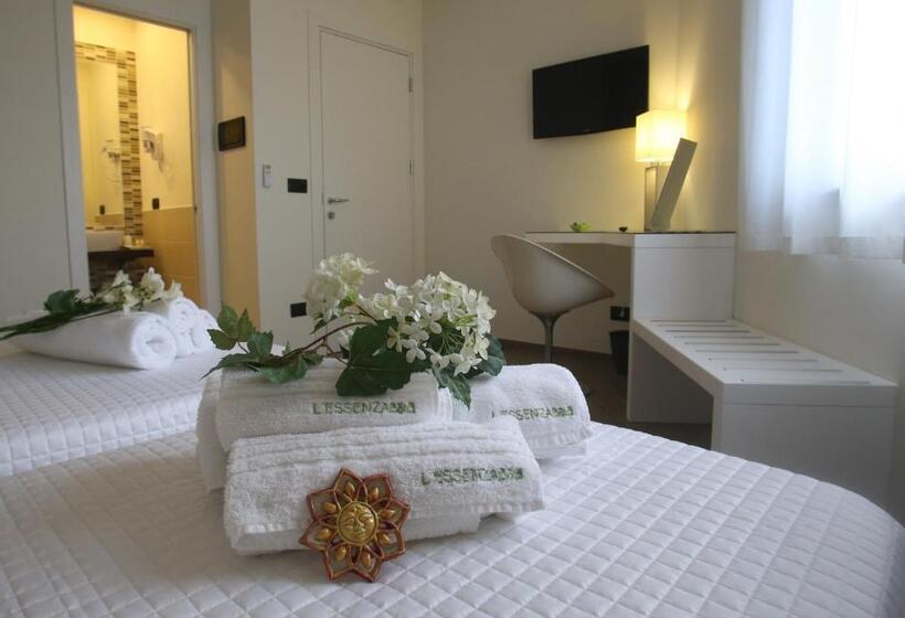 חדר סטנדרט לשלושה, L`essenza B&b