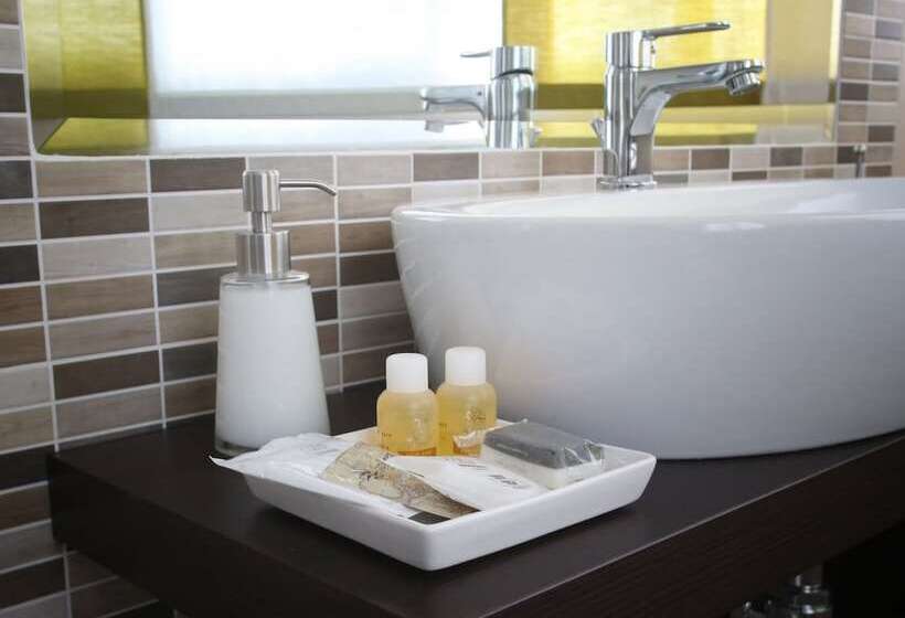 חדר דלוקס נוף לים, L`essenza B&b